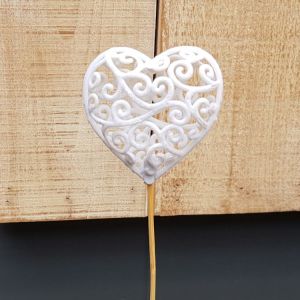 Sticks valentine heart white